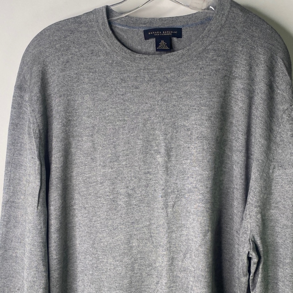 Banana Republic Silk Cashmere Gray Crewneck Sweater Men’s Size XL - 1340 - Picture 2 of 11